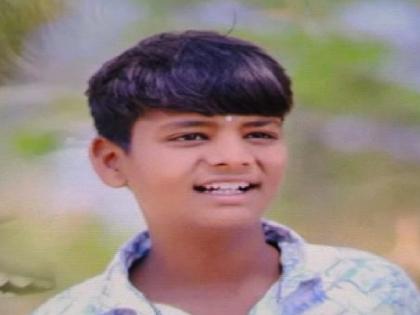 Son ends life after father gets angry over him skipping school in Ichalkaranji kolhapur | Kolhapur: शाळा चुकवत असल्याने वडिलांनी रागविले, मुलाने गळफास घेत जीवन संपविले