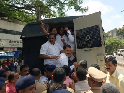 Black flags were to be shown to the Guardian Minister Hasan Mushrif Ichalkaranji Sulkood Water Scheme Action Committee officials arrested  | Kolhapur: पालकमंत्र्यांना दाखवणार होते काळे झेंडे; इचलकरंजी सुळकूड पाणी योजना कृती समिती पदाधिकाऱ्यांना अटक