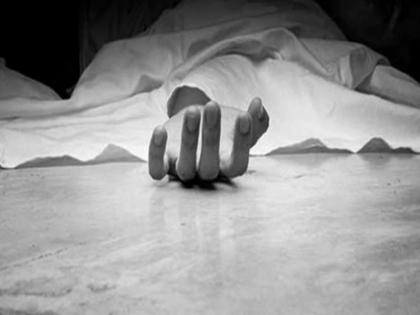 Nursing students commit suicide in hostel | नर्सिंगच्या विद्यार्थींनीची वसतीगृहात आत्महत्या