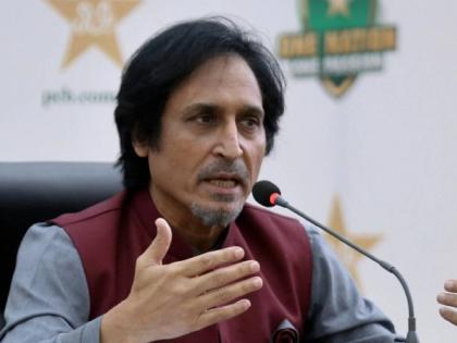 If the Indian team does not come to Pakistan to play the Asia Cup, we will not come to India for the ODI World Cup, said PCB President Ramiz Raja  | BCCI vs PCB : भारतात होणाऱ्या वर्ल्ड कपमध्ये पाकिस्तान नसेल तर ते कोण पाहणार? - रमीझ राजा