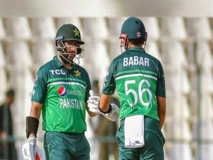  If we beat New Zealand 5-0 in the ODI series, we will go to the top of the ICC rankings, says Pakistan team player Imam-ul-Haq  | "आम्ही न्यूझीलंडला वन डे मालिकेत ५-० ने हरवल्यास ICC क्रमवारीत टॉपवर जाऊ" 