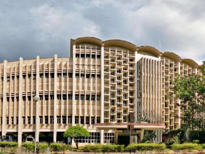 IIT Mumbai to set up hostels for another 4,000 students; 20 new buildings will be constructed | IIT मुंबईत आणखी ४ हजार विद्यार्थ्यांसाठी वसतिगृह उभारणार; नव्याने २० इमारती बांधणार