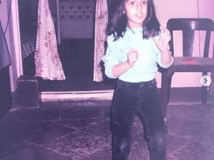 Children's Day 2018: This hot actress of Bollywood is as beautiful as her childhood | Children's Day Special 2018 : बॉलिवूडची ही हॉट अभिनेत्री लहानपणी दिसायची ऐवढी क्यूट