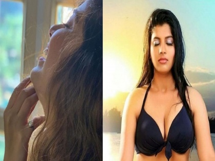 Prajakta Shinde wear bikini while doing yoga, got trolled | बिकनीमध्ये मराठी अभिनेत्रीने केला योगा, सोशल मीडियावर झाली ट्रोल
