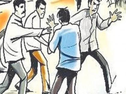 pimpari-chinchwad crime New slippers broke; shopkeeper trampledI ncident in Pawarnagar, Thergaon | Crime News : नवीन चप्पल तुटली; दुकानदाराला तुडवले;थेरगाव येथील घटना pimpari-chinchwad crime New slippers broke; shopkeeper trampledI ncident in Pawarnagar, Thergaon | Crime News : नवीन चप्पल तुटली; दुकानदाराला तुडवले;थेरगाव येथील घटना
