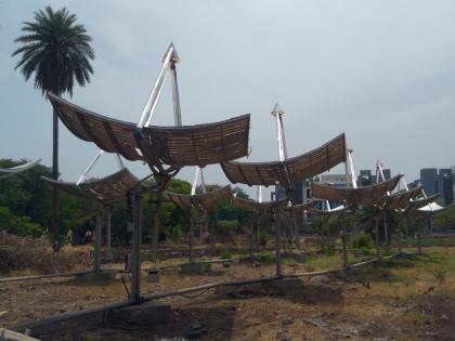 solar steam cooker system in yerawada women's jail | पुण्याच्या महिला कारागृहात सुर्याला लावले कामाला