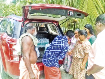 Kerala Flood Experience | घोटभर पिण्याच्या पाण्यासाठी तरसणारं केरळचं पाणी