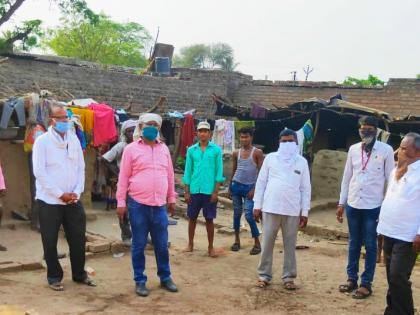 CoronaVirus: Increased lockdown discomfort among outer state laboures; Inspection of camps by tahsil administration | CoronaVirus : लॉकडाऊन वाढल्याने परप्रांतीयांमध्ये अस्वस्थता; तहसील प्रशासनाकडून शिबिरांची पाहणी