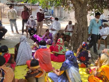 Training women to increase crop production | पीक उत्पादन वाढीसाठी महिलांना प्रशिक्षण