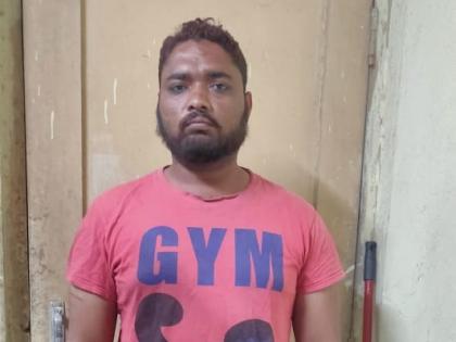 Prisoner escapes from Ghati Hospital in Aurangabad | पोलिसांच्या हाताला झटका देऊन कैद्याचे हातकडीसह पलायन