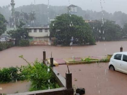 Rivers in Ratnagiri district exceeded danger level | रत्नागिरी जिल्ह्यातील नद्यांनी धोक्याची पातळी ओलांडली