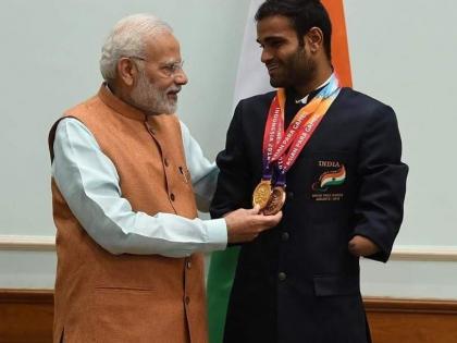 Suyash Jadhav of Akluj won the Arjuna Award for overcoming satire | व्यंगत्वावर मात करून अकलूजच्या सुयश जाधव ठरला अर्जुन पुरस्काराचा मानकरी