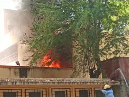 Pune Fire : Fire continues in Pune; Fire on Kumthekar road in the afternoon after Bhavani Pethe | Pune Fire ; पुण्यात आगीचे सत्र सुरूच; भवानी पेठेनंतर दुपारी कुमठेकर रस्त्यावर आग