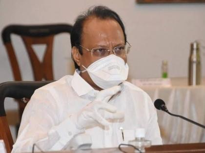 It is possible that they should be vaccinated at their own expense, the government will vaccinate the poor; Ajit Pawar suggests 'gas subsidy formula' | शक्य आहे त्यांनी स्व-खर्चाने लस घ्यावी, गरिबांना सरकार लस देईल; अजित पवारांनी सुचवला 'गॅस सबसिडी फॉर्म्युला'