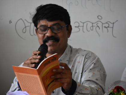 poet Ganesh Vasaikar passed away after wife death; two children's lost parents | कवी, समीक्षक गणेश वसईकर यांच्या अकाली निधनाने वसईच्या साहित्यक्षितिजावर शोककळा