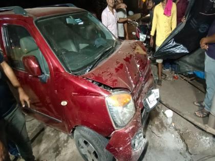 A speeding car rammed straight into the shop, incident in Chiplun | भरधाव कार थेट दुकानात घुसली, एक जण जखमी; चिपळुणातील घटना