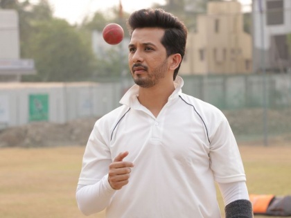 Abhijeet Khandkekar will play cricket role in pan sachin movie | 'मी पण सचिन' मध्ये अभिजीत खांडकेकर साकारणार 'ही' भूमिका