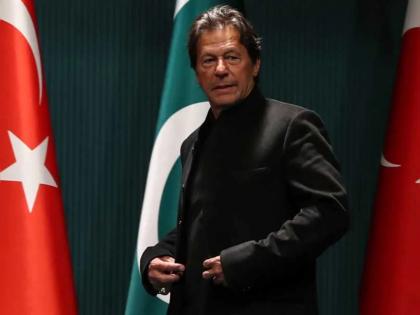 India controls world cricket now, No one would dare do to India what England did to Pakistan, Say Pak PM Imran Khan | भारताचा जागतिक क्रिकेटवर कंट्रोल, त्यांच्याविरोधात जाण्याची कुणाचीच हिम्मत नाही - इम्रान खान