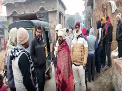 Heartbreaking! Lover's brother killed his sister on the spot due to love affair; A wounded mother's struggle with death | हृदयद्रावक! प्रियकराने प्रेमप्रकरणातून मामाच्या मुलीला संपवलं; जखमी आईचा मृत्यूशी संघर्ष