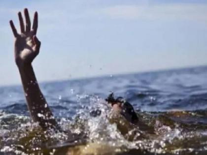 In Rajasthan's Hanumangarh district, a woman committed suicide by throwing her 5-year-old daughter and 18-month-old son into the water   | हृदयद्रावक! आईने ५ वर्षांची मुलगी आणि १८ महिन्यांच्या मुलाला पाण्यात टाकले; नंतर स्वतःही संपवले जीवन