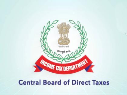 Tax evasion by builders Income Tax department raids | विएन्नार आणि इस्प्राव्हा बिल्डरांची करचुकवेगिरी, आयकर विभागाची छापेमारी