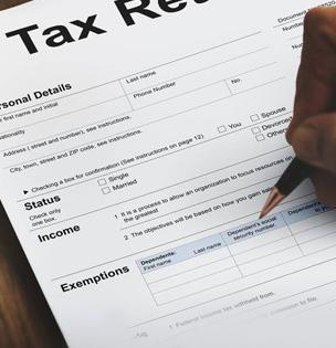 Income Tax स्लॅबमध्ये येत नसाल तरी भरा ITR; भविष्यात मिळतील अनेक फायदे, जाणून घ्या