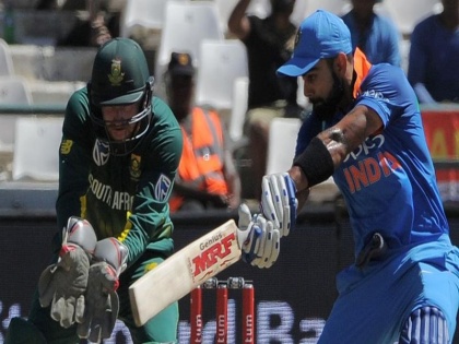 Virat Kohli hits century! | कोहलीचे विराट दीडशतक! भारताचे दक्षिण आफ्रिकेसमोर 304 धावांचे आव्हान