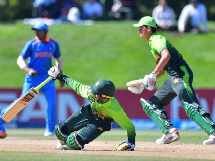 pakistan get trolled after getting thrashed by team india in under 19 world cup | ''अहो, वयोमर्यादा होती पण धावांची मर्यादा नव्हती'', पाकिस्तानची खिल्ली