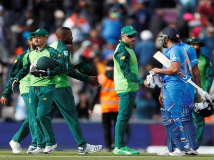 IND vs SA 1st ODI South Africa Beat India By 31 Runs Take 1 0 Lead | IND vs SA 1st ODI: भारताने ओढवला पराभव; धवन, कोहली, ठाकूर यांची झुंज ठरली व्यर्थ