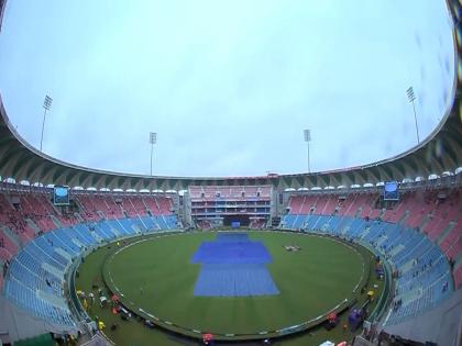 IND vs SA In match Rain has gotten heavier here in Lucknow and the toss has been delayed  | IND vs SA 1st ODI: भारत-दक्षिण आफ्रिका पहिल्या वन डे सामन्यात पावसाचा अडथळा कायम; विलंबाने सुरू होणार मॅच