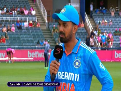 IND vs SA ODI South Africa have won the toss and they've decided to bat first and Sai Sudharsan on making India debut | IND vs SA ODI : दक्षिण आफ्रिकेने टॉस जिंकला! भारताकडून युवा खेळाडूचं पदार्पण