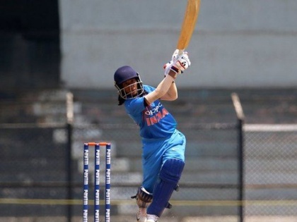 Indian women's triumph against Sri Lanka | भारतीय महिलांचा श्रीलंकेविरुद्ध विजय