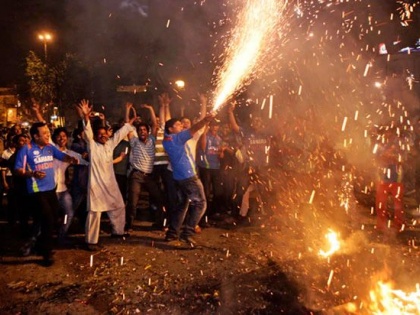 ... at that time the Indian team had celebrated Diwali on the night of Dussehra | ... त्यावेळी भारतीय संघाने दसऱ्याच्याच रात्री केली होती दिवाळी साजरी