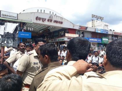 Stunt driver dies in ST bus driver; Events in the yard of Indapur ST bus station | टमटम चालकाची एसटी बसच्या चालकाला मारहाण; इंदापूर एसटी बसस्थानकाच्या आवारातील घटना