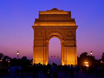 Interesting facts about India Gate which you don't know | दिल्लीला गेलात अन् इंडिया गेटला जाणार असाल तर या रोचक गोष्टींची माहिती आधी करुन घ्याच