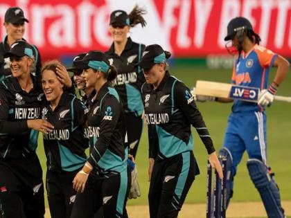 India's crushing defeat, New Zealand's winning debut t 20 world cup womens 2024 | भारताचा दारुण पराभव, न्यूझीलंडची विजयी सलामी