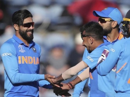 ICC World Cup 2019: VVS Laxman declares India's team for the match against South Africa | ICC World Cup 2019 : दक्षिण आफ्रिकेविरुद्धच्या सामन्यासाठी भारताचा 'स्पेशल' संघ 