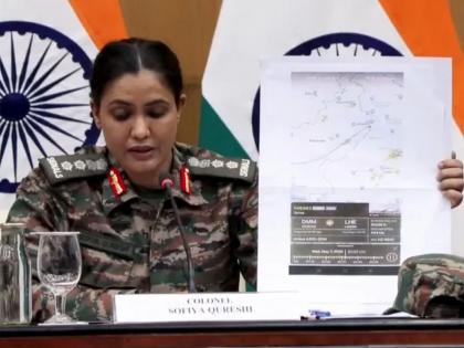 Pakistan is using passenger planes as shields; Colonel Sofian brought forward the face of Pakistan | प्रवासी विमानांना ढाल बनवतोय पाक; कर्नल सोफियांनी पुढे आणला पाकचा चेहरा Pakistan is using passenger planes as shields; Colonel Sofian brought forward the face of Pakistan | प्रवासी विमानांना ढाल बनवतोय पाक; कर्नल सोफियांनी पुढे आणला पाकचा चेहरा