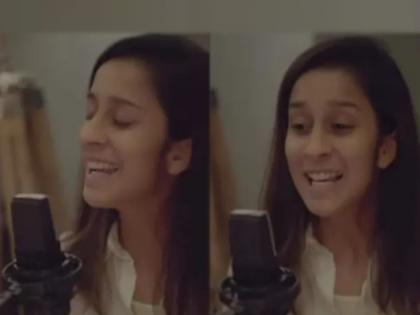 Indian women's cricket team player jemimah rodrigues has sung a bollywood song  | जब कोई बात बन जाए...! भारतीय क्रिकेटपटू बनली 'गायक', चाहत्यांकडून प्रेमाचा वर्षाव