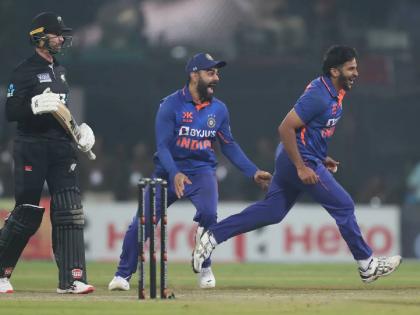 IND vs NZ, 3rd ODI Live : India becomes the new number 1 rank team in ODI with a clean sweep of New Zealand | IND vs NZ, 3rd ODI Live : एक नंबर! भारतीय संघाने तिसरी वन डे जिंकली, ICC Ranking मध्ये इंग्लंडला खेचले खाली