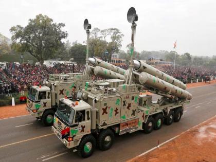 India Pinaka MK3: The weapon that brought Pakistan to its knees, the Indian Army will get its upgraded version | ज्या शस्त्राने पाकिस्तानचे नाकी नऊ आणली, भारतीय सैन्याला मिळणार त्याचे अपग्रेडेड व्हर्जन... India Pinaka MK3: The weapon that brought Pakistan to its knees, the Indian Army will get its upgraded version | ज्या शस्त्राने पाकिस्तानचे नाकी नऊ आणली, भारतीय सैन्याला मिळणार त्याचे अपग्रेडेड व्हर्जन...