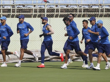 India vs Australia 1st T20I: India ready to take Australia, When and where to watch match? | India vs Australia 1st T20 : 'विराट'सेना ऑस्ट्रेलिया मुकाबला करण्यासाठी सज्ज, सामना कधी व कोठे? 