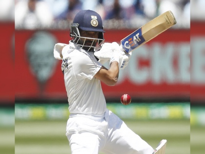 India vs Australia, 2nd Test : Ajinkya Rahane joins the elite list of MS Dhoni and Virat Kohli to win a Boxing Day Test match as Indian captain  | India vs Australia, 2nd Test : टीम इंडियाची मालिकेत बरोबरी; अजिंक्य रहाणेची विक्रमाला गवसणी