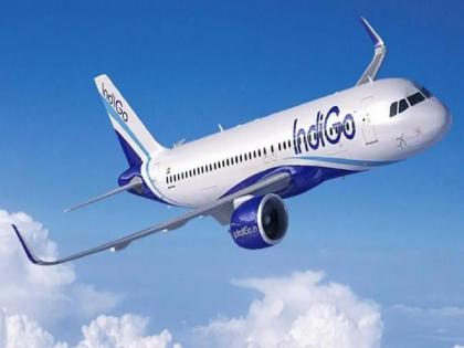 Preparing for landing and sudden takeoff; Two planes in the sky for 25 minutes! Passengers tremble on IndiGo flights | लँडिंगची तयारी अन् अचानक उड्डाण; दोन विमानांच्या २५ मिनिटे आकाशात! इंडिगोच्या विमानांमध्ये प्रवाशांचा थरकाप Preparing for landing and sudden takeoff; Two planes in the sky for 25 minutes! Passengers tremble on IndiGo flights | लँडिंगची तयारी अन् अचानक उड्डाण; दोन विमानांच्या २५ मिनिटे आकाशात! इंडिगोच्या विमानांमध्ये प्रवाशांचा थरकाप