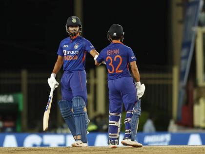 IND vs NZ, 1st ODI : Shreyas Iyer has been ruled out of the upcoming NZ series, Rajat Patidar has been named his replacement, Check India’s updated ODI squad against New Zealand | IND vs NZ, 1st ODI : BIG NEWS : टीम इंडियाला मोठा धक्का; दुखापतीमुळे स्टार फलंदाजाची माघार, संघात करावा लागला बदल