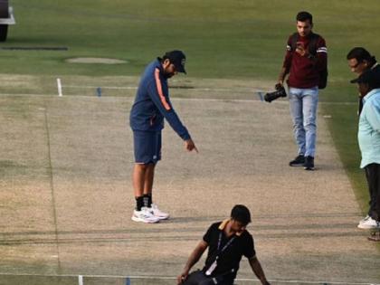 IND vs NZ, 2nd ODI Live : India have won the toss and they've decided to bowl first, unchanged for 2nd ODI. | IND vs NZ, 2nd ODI Live : भारतीय संघाने नाणेफेक जिंकली, जाणून घ्या प्लेइंग इलेव्हनमध्ये काय केले बदल...