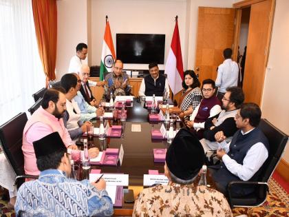 Pahalgam Attack: 'Violence in the name of Islam; Hindus, Buddhists, Christians...', the largest Muslim country slams Pakistan | इस्लामच्या नावावर हिंसाचार; हिंदू, बौद्ध, ख्रिश्चन...सर्वात मोठ्या मुस्लिम देशाने पाकिस्तानला सुनावले Pahalgam Attack: 'Violence in the name of Islam; Hindus, Buddhists, Christians...', the largest Muslim country slams Pakistan | इस्लामच्या नावावर हिंसाचार; हिंदू, बौद्ध, ख्रिश्चन...सर्वात मोठ्या मुस्लिम देशाने पाकिस्तानला सुनावले