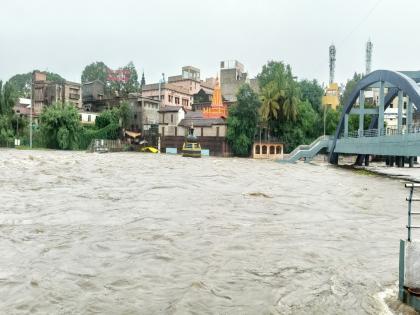 Heavy rain in Alandi Increase in water level of Indrayani three bridges closed for traffic | Heavy Rain: आळंदीत मुसळधार पाऊस; इंद्रायणीच्या पाणी पातळीत वाढ, तीन पूल वाहतुकीसाठी बंद