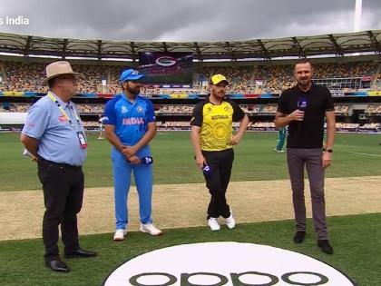 IND vs AUS Warm Up Match Live : Australia have won the toss and decided to bowl first; Virat Kohli is playing the warm up match, India's playing XI  | IND vs AUS Warm Up Match Live : ऑस्ट्रेलियाने नाणेफेक जिंकली; Virat Kohli आजही खेळणार नाही? रोहित शर्माने सांगितली playing XI