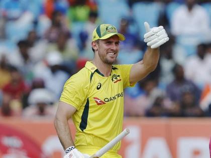 IND vs AUS 3rd ODI Live Update Marathi : MITCHELL MARSH scored 96 runs from 84 balls with 13 fours and 3 sixes, Missed out hundred by just 4 runs | मिचेल 'हार्श'! १९ चेंडूंत ७० धावा; ऑस्ट्रेलियन फलंदाजाने बेक्कार चोपले, शतक ४ धावांनी हुकले